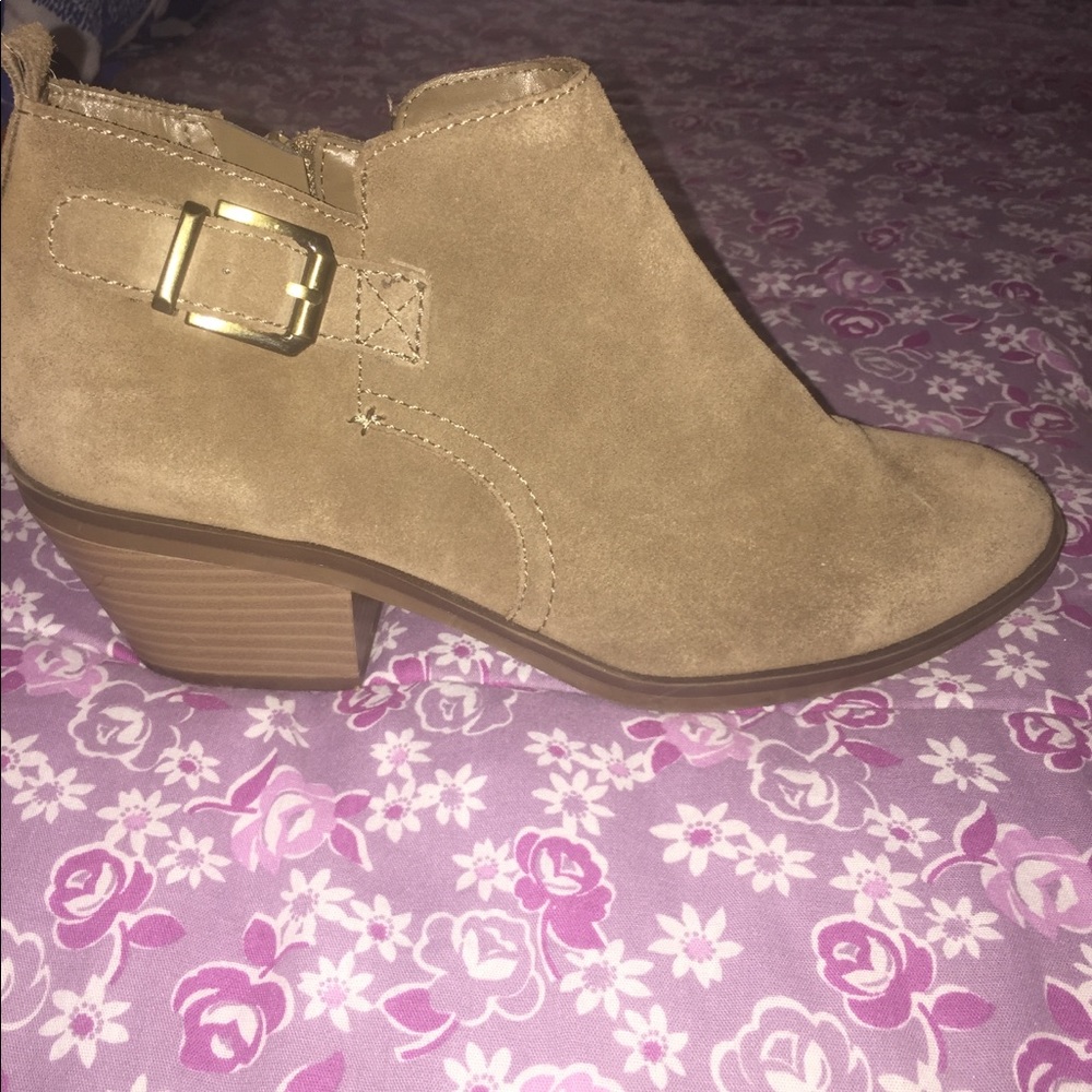 Ankle booties - Picture 2 of 2
